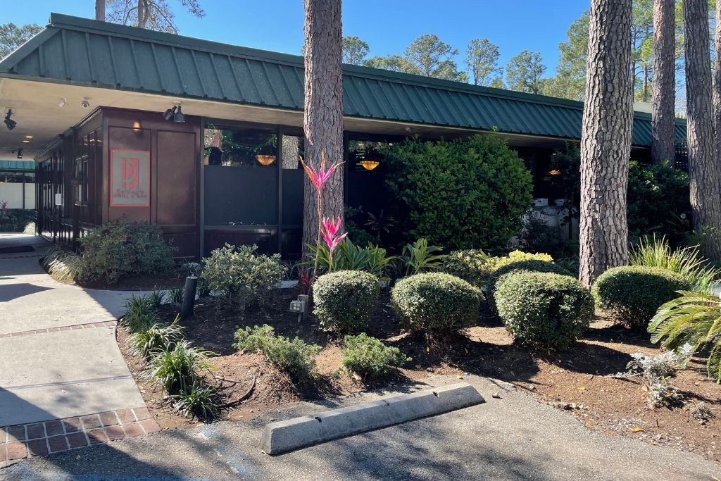 Reilley's Plaza has some great restaurants in Hilton Head