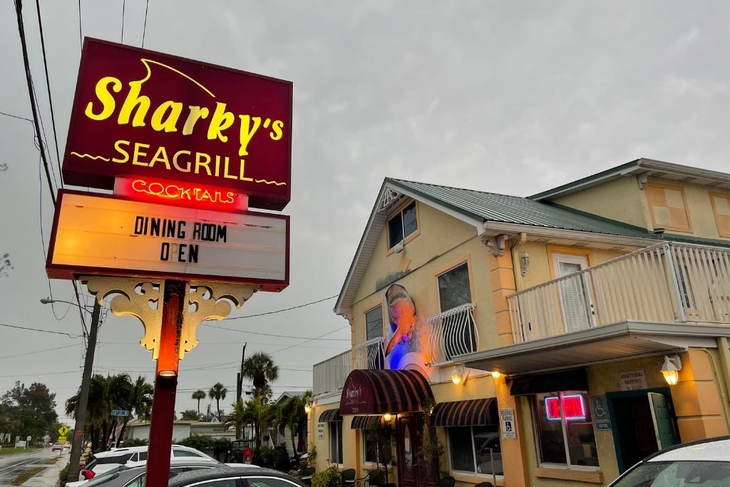 Sharky's Seagrill Restaurant is a great place for seafood in Anna Maria Island 