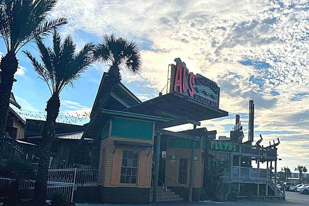Al's Beach Club and Floyd's Shrimp House are popular restaurants and bars and The Boardwalk in Okaloosa Island
