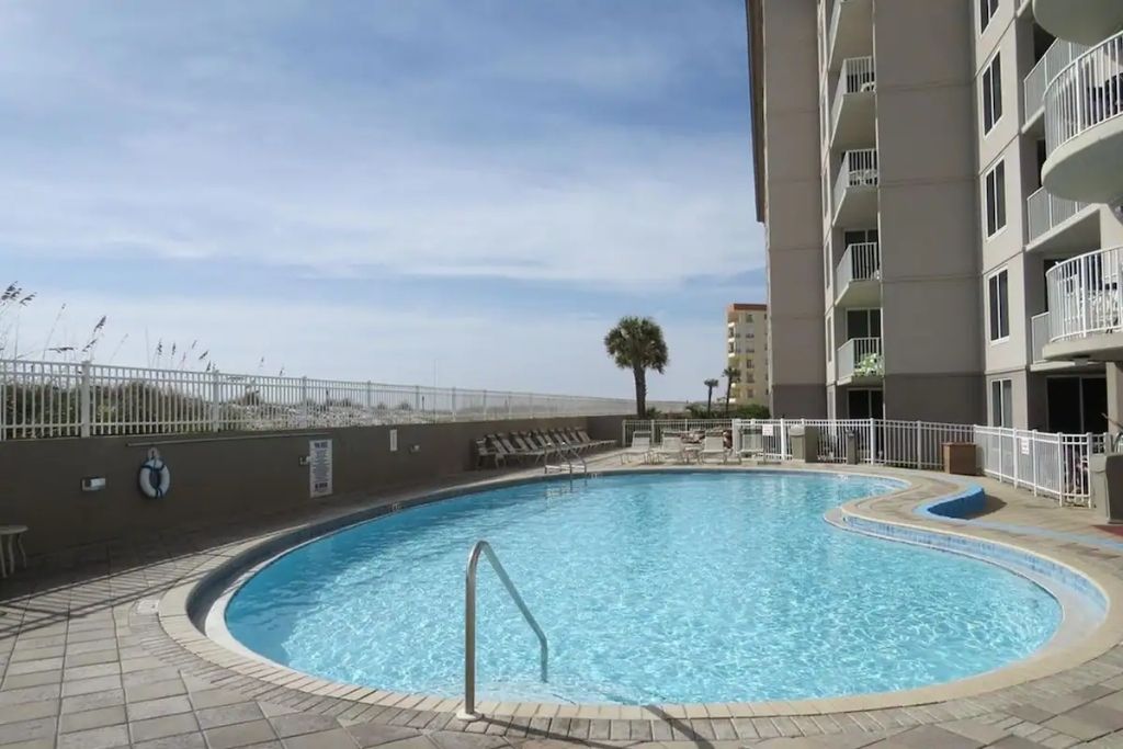Island Princess Beach Resort is a popular place to stay in Fort Walton Beach and offers a pool and is right on the beach!