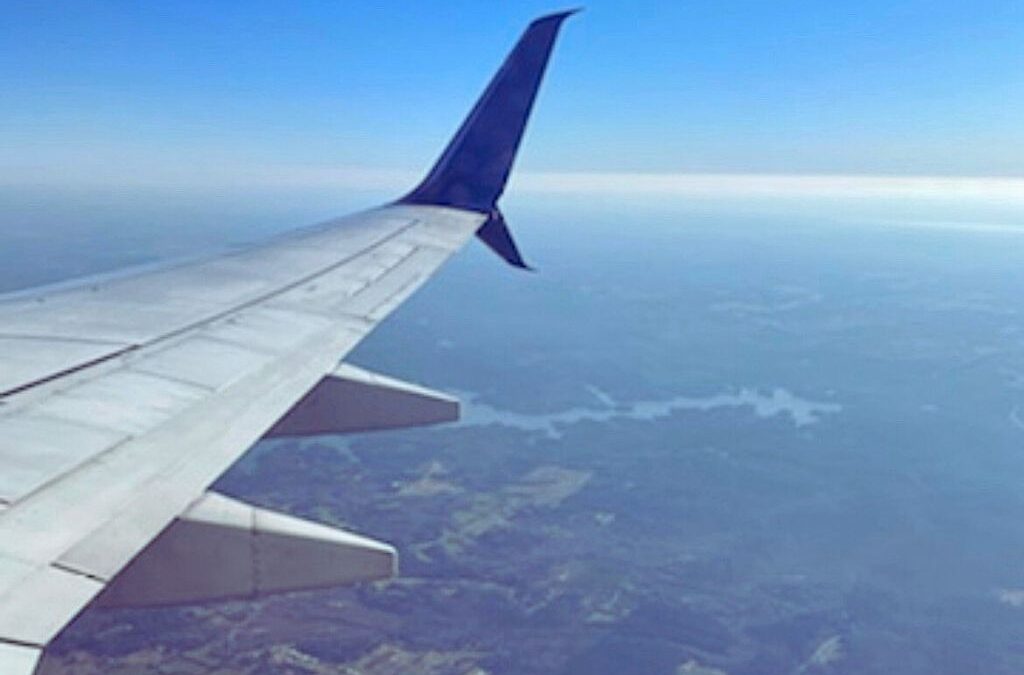 How To Overcome Fear Of Flying- 12 Tips To Try!