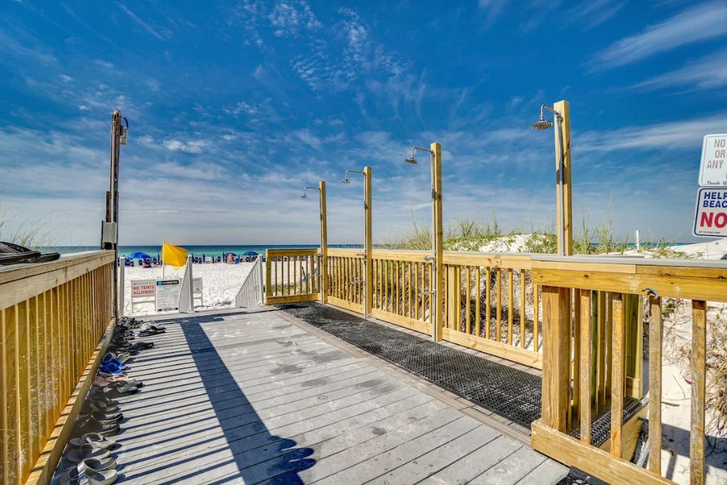 Pelican Beach Resort is another nice option for a resort to stay at in Destin, Florida