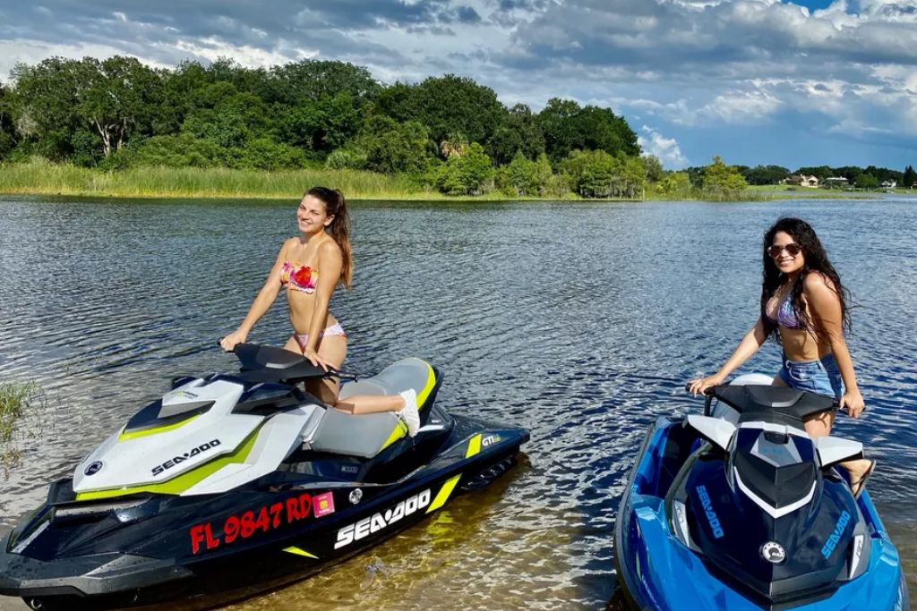 Race and Dream Jet Skis is a good option for jet ski rentals in the Orlando area!