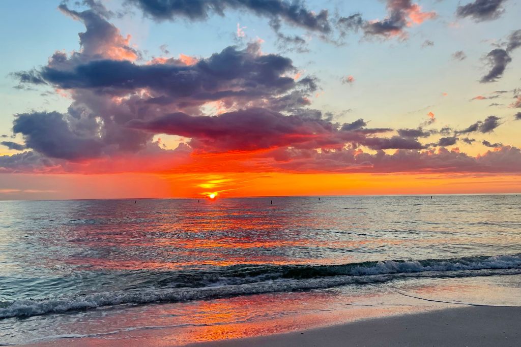 One of the best beaches in Southwest Florida is Barefoot Beach. It's located in one of the best small beach towns in Florida - North Naples near Bonita Springs.