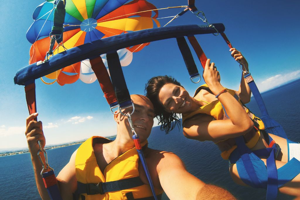 Go parasailing with Miami Beach’s only Parasail Operator.