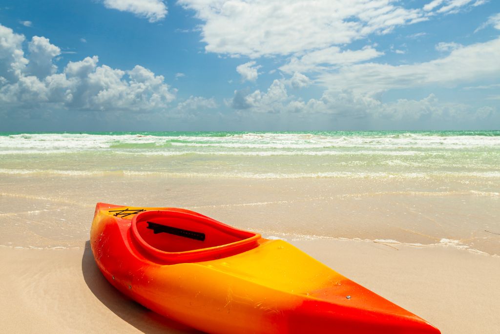 This versatile tour allows you to spend half a day out on the water off the coast of Miami on Flagler Memorial Island.