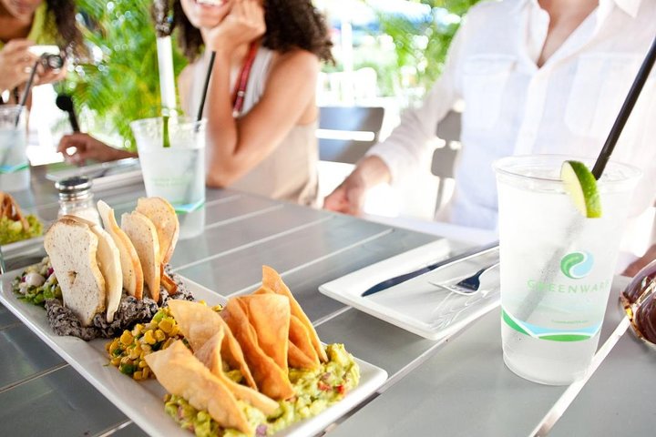 If you're a foodie, you're going to love South Beach Miami! This bustling neighborhood is home to all sorts of delicious cuisine from around the world.