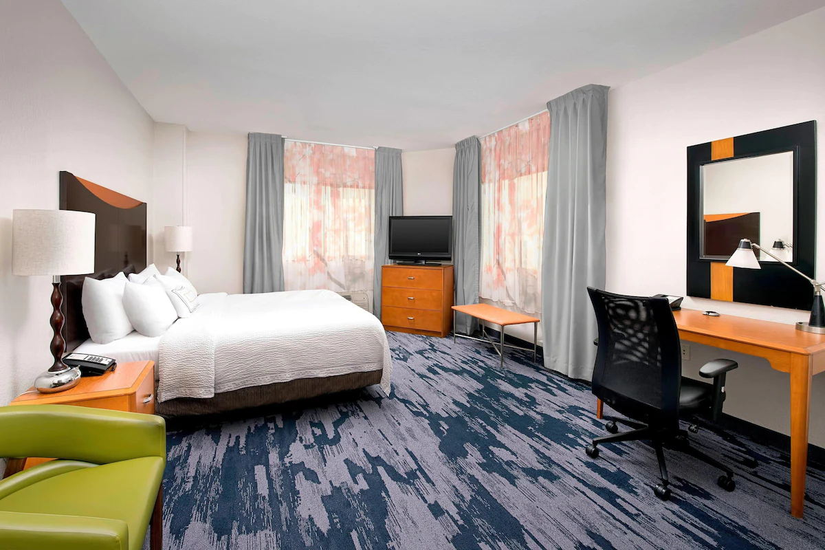 Fairfield Inn and Suites by Marriott Miami Airport Premium bedding with 1 king bed