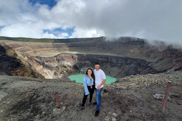 On this day tour from El Salvador to the Santa Ana Volcano, you'll get to enjoy one of the best things to do in El Salvador; hiking the iconic volcano with a knowledgeable guide.