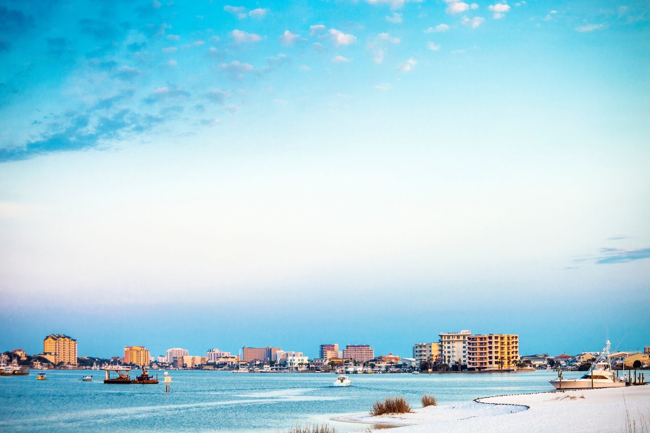 March is a fantastic time to visit Destin, Florida, as the average temperatures start to rise, marking the beginning of the spring season.