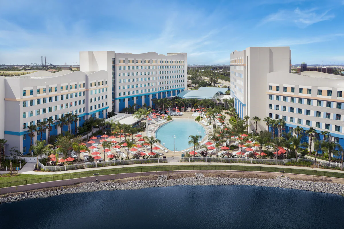 Universal's Endless Summer Resort panoramic view of the hotel exterior
